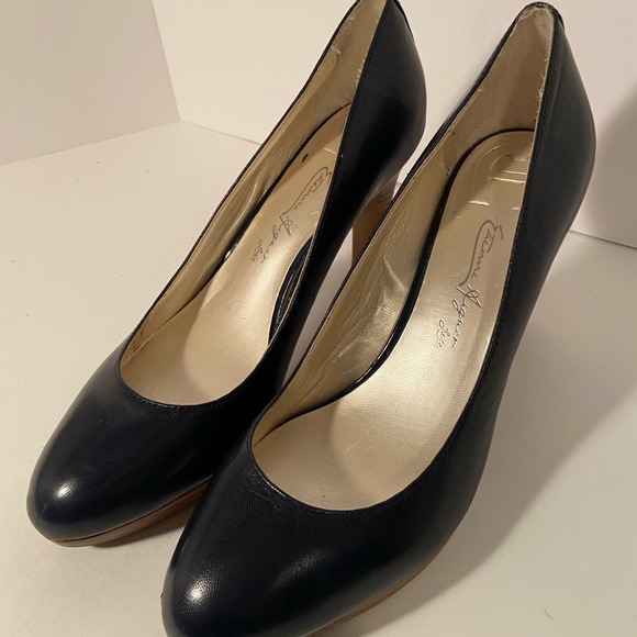 Etienne Aigner navy blue leather pumps